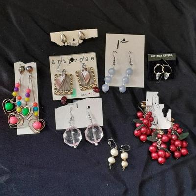 Variety of Dangle earrings for pierced ears