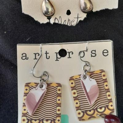 Variety of Dangle earrings for pierced ears