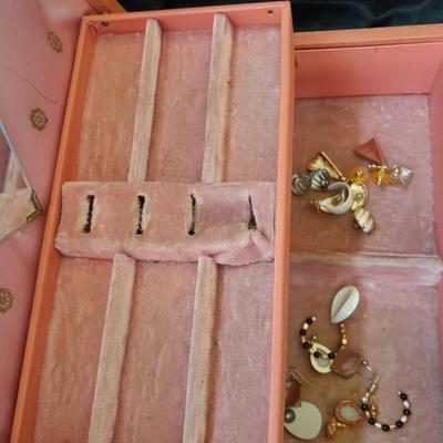 Jewlery box with post back earring collection