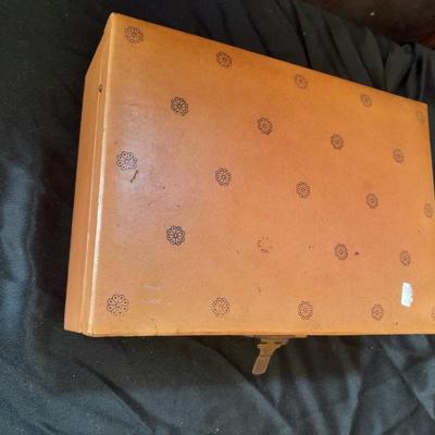 Jewlery box with post back earring collection