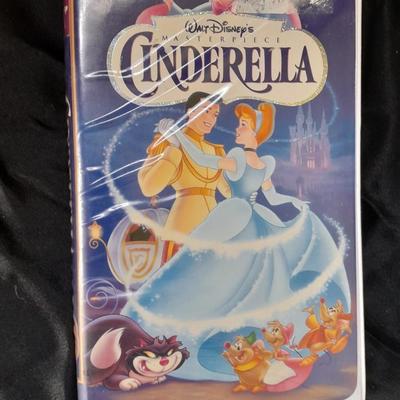 Collectable Bikin Express Disney Cinderella and Prince dolls and VHS tape