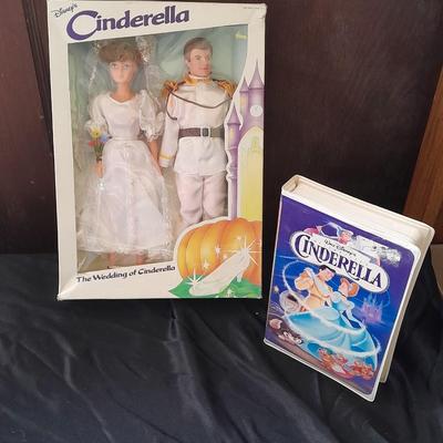 Collectable Bikin Express Disney Cinderella and Prince dolls and VHS tape