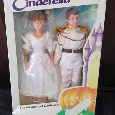 Collectable Bikin Express Disney Cinderella and Prince dolls and VHS tape