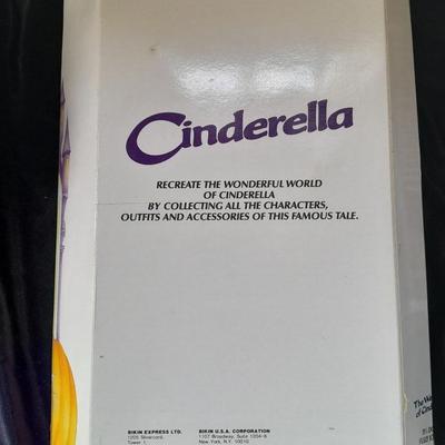 Collectable Bikin Express Disney Cinderella and Prince dolls and VHS tape