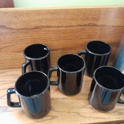 Zojirushi Stainless steel  Glass lined Air beverage dispenser with 5 black mugs