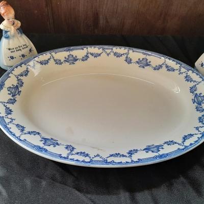 Vintage Enesco Blue Praying Girls Salt And Pepper Shakers with blue print platter made in England