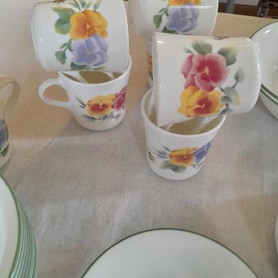 Corelle Pansy "Summer blush" pattern dishware 52-piece set