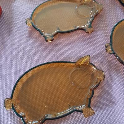 Rare 13-piece Vintage Tiara Amber Glass Luncheon pig plates
