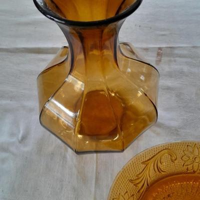 Vintage Tiara Amber Glass gravy boat and vases