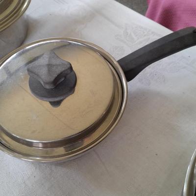 15-piece In Kor Stainless Steel Cookware set