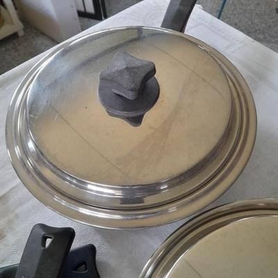 15-piece In Kor Stainless Steel Cookware set