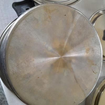 15-piece In Kor Stainless Steel Cookware set