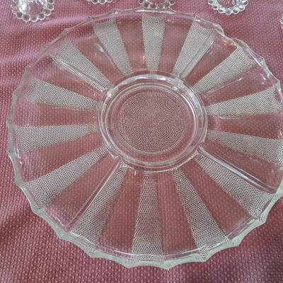 Jeannette Glass Dewdrop Round Tray, with 14 piece Anchor Hocking Berwick Boopie glassware