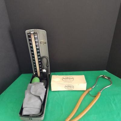 Antique medical equipment for display or decoration