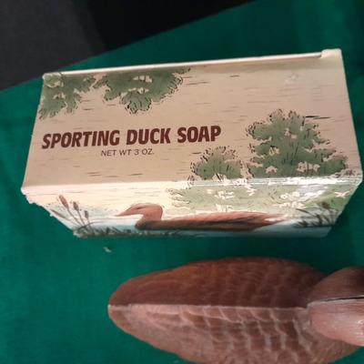 Avon collectables perfume bottles, cologne and plate