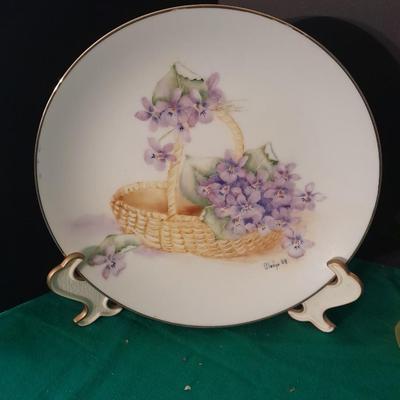 Avon collectables perfume bottles, cologne and plate