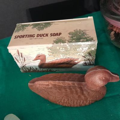 Avon collectables perfume bottles, cologne and plate