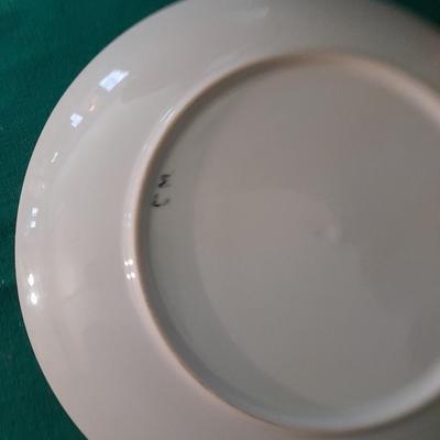 Avon collectables perfume bottles, cologne and plate