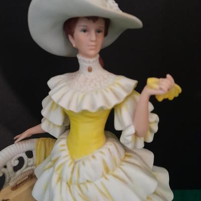 Avon 1990 Mrs. Albee Award Figure and framed art