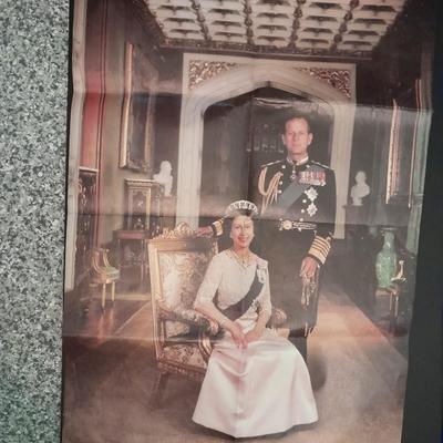 RARE 1977 The Queen's Silver Jubilee Collectables with Jubilee awarded Goblet!