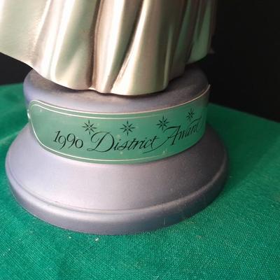 1989-1990 Avon District Albee Award statue
