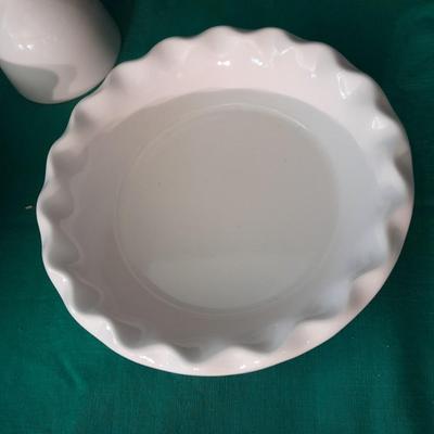 Heavy Restraunt style dishware Frankoma, Ovenware Microwave safe white dishes