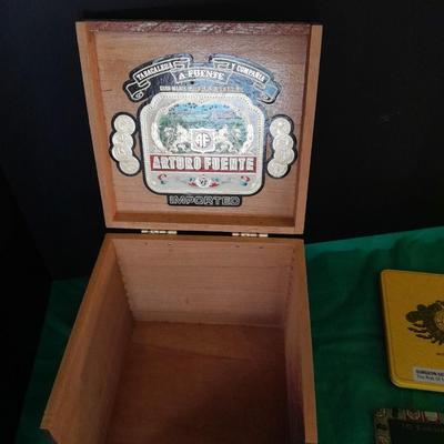 Cigar tins in wooden Cigar box with ashtray