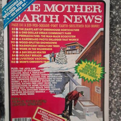 Back issue magazines THE MOTHER EARTH NEWS SURVIVAL tips and GREAT hints!