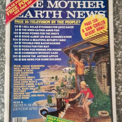 Back issue magazines THE MOTHER EARTH NEWS SURVIVAL tips and GREAT hints!