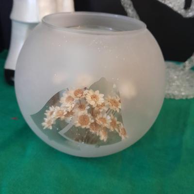 Bride and Groom Decorations Bride & Groom glasses, Large ceramic Figures, Candle holder and more