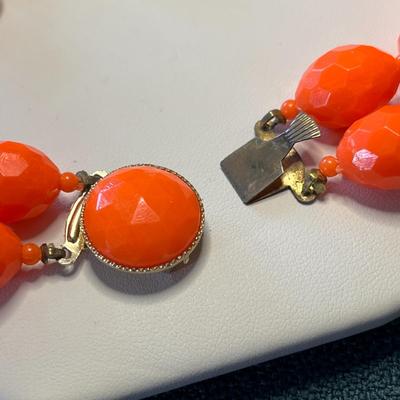 ORANGE FACETED BEAD NECKLACE EARRINGS SET