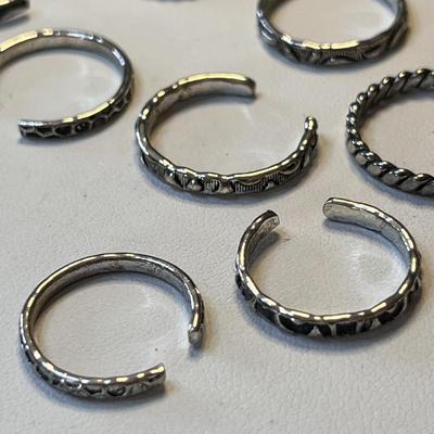 TOE RINGS ASSORTMENT 11 PIECES