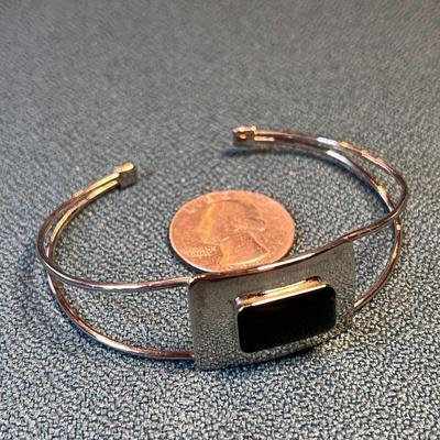 CLASSY BRACELET SHINY SILVER OR SILVER PLATE
