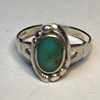 SWEET PETITE â€œSTERLINGâ€ TURQUOISE RING 
