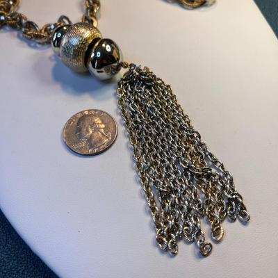 STATEMENT TASSEL ON 24â€ HEFTY DOUBLE LINK CHAIN