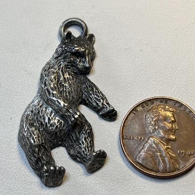 DETAILED BEAR CHARM OR PENDANT