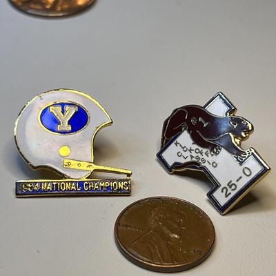B.Y.U. BRAGGING RIGHTS ENAMELED PINS NATIONAL CHAMPS