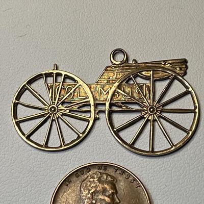 VINTAGE OLD TIME BUGGY CHARM PENDANT 