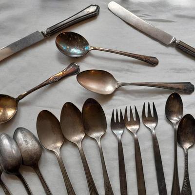 Large assortment of flatware Rogers & sons, Japan Airline, and more