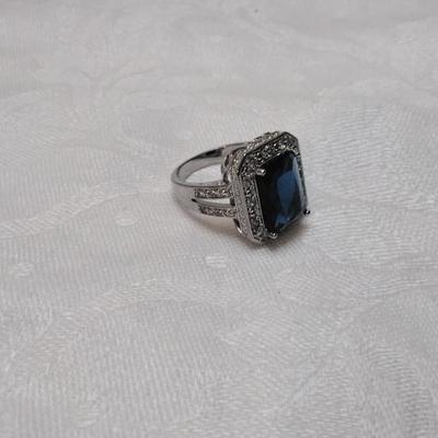 Sapphire Quartz With White Sapphire Accents 925 Ring Size 8.5