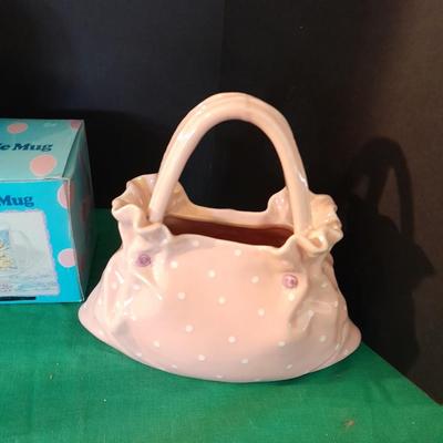 Two Color a mug mug's two Avon ceramic purses, and a happy mug!