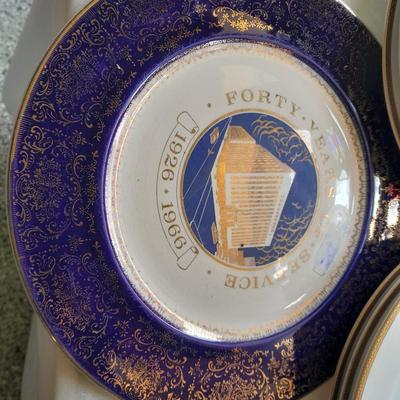 Imperial by Salem China Co. 23 Kt. Gold ovenproof Chinaware replacement pieces and a Royal Bavaria decorative plate