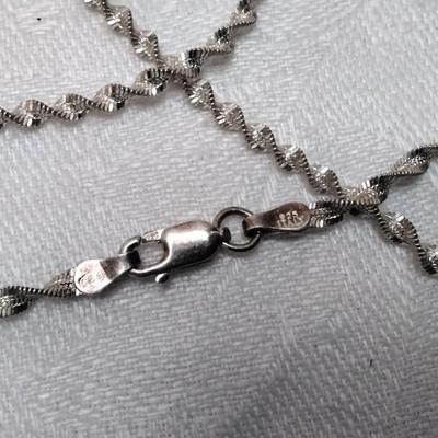 Carved Howlite Heart 17" Twisted Italian 925 Necklace