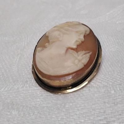 Antique 14K Cameo Brooch/Pendant