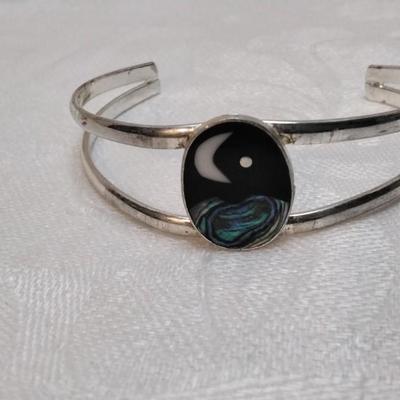 Vintage Onyx and Abalone Day/Night Alpaca Bracelet