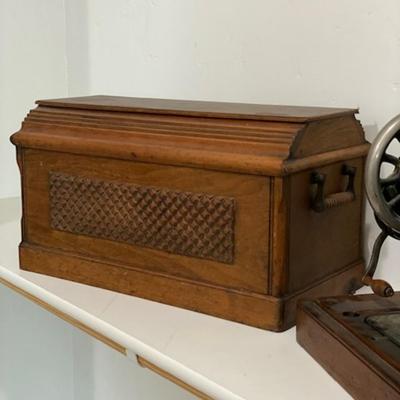 Vintage Portable Singer Sewing Machine