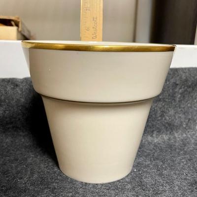 Vintage Lenox China Ivory Planter Pot with 24k Gold Plate Trim