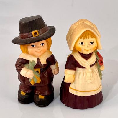 Hallmark Thanksgiving Pilgrim Couple and Turkey Pair SALT & PEPPER figurines