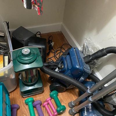 Closet Contents Lot