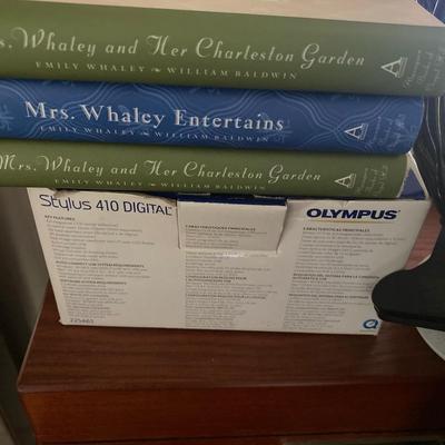 TV, Entertainment Stand, household lot
